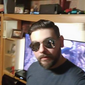 Meet your Posher, Anthony